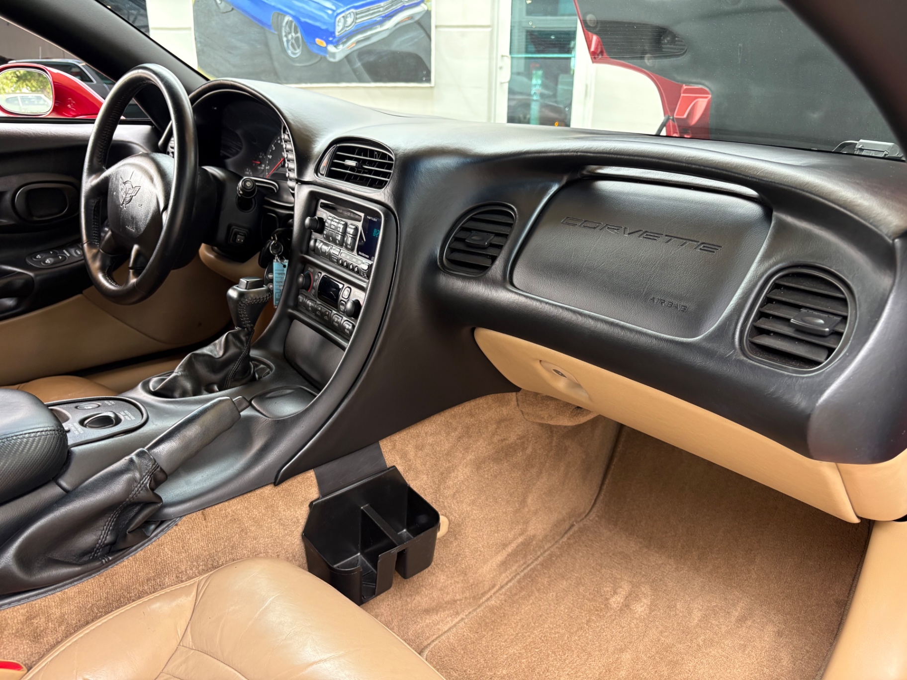 Vehicle photo 38