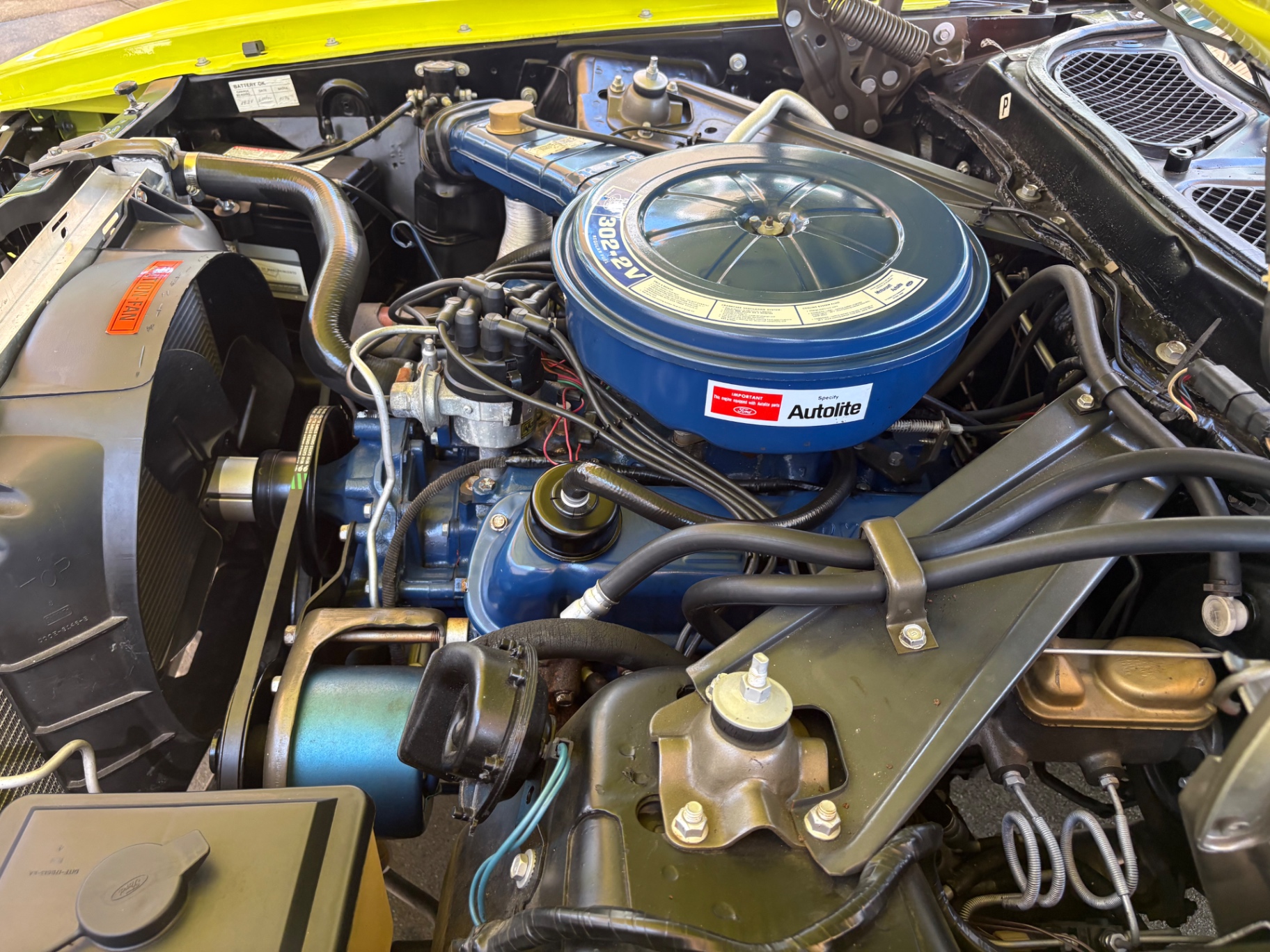 Vehicle photo 36