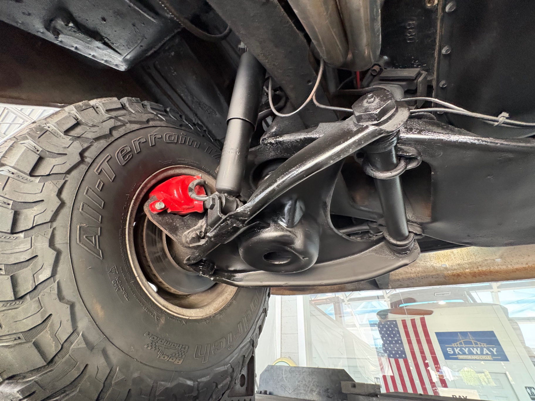 Vehicle photo 49