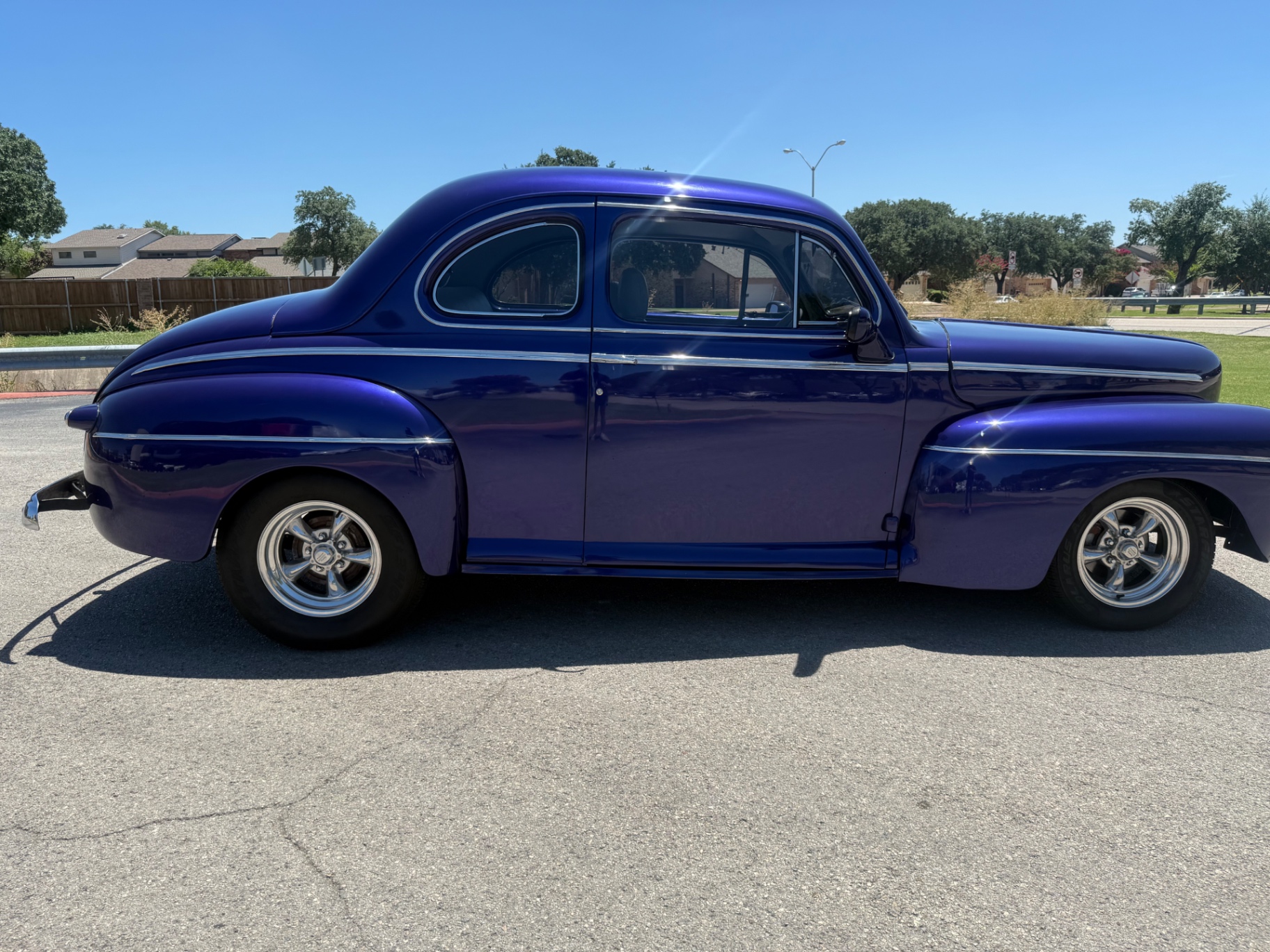Vehicle photo 8