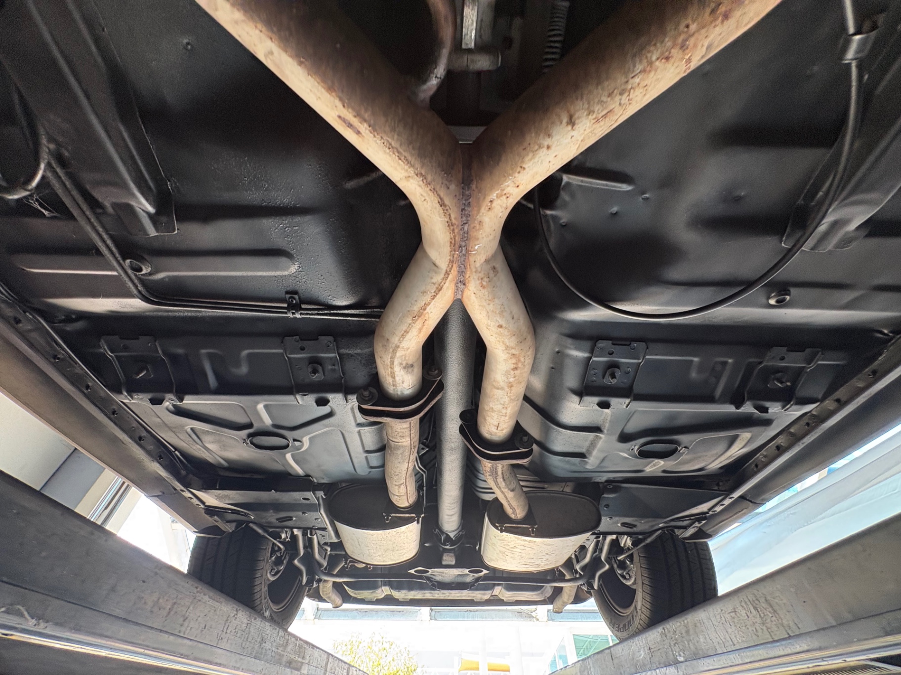 Vehicle photo 60