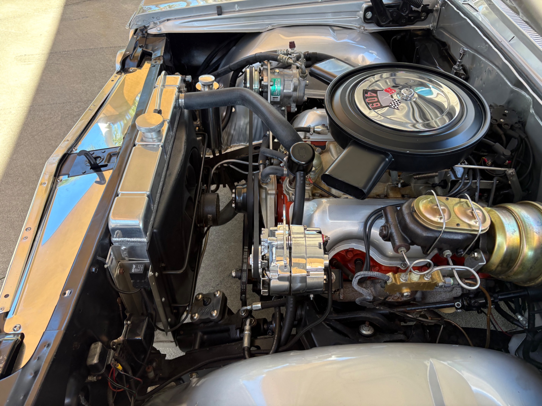 Vehicle photo 37