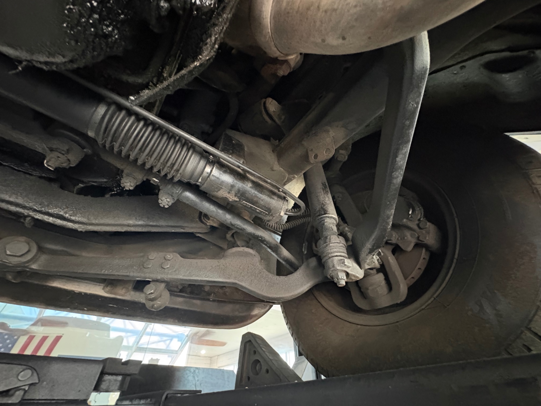 Vehicle photo 58