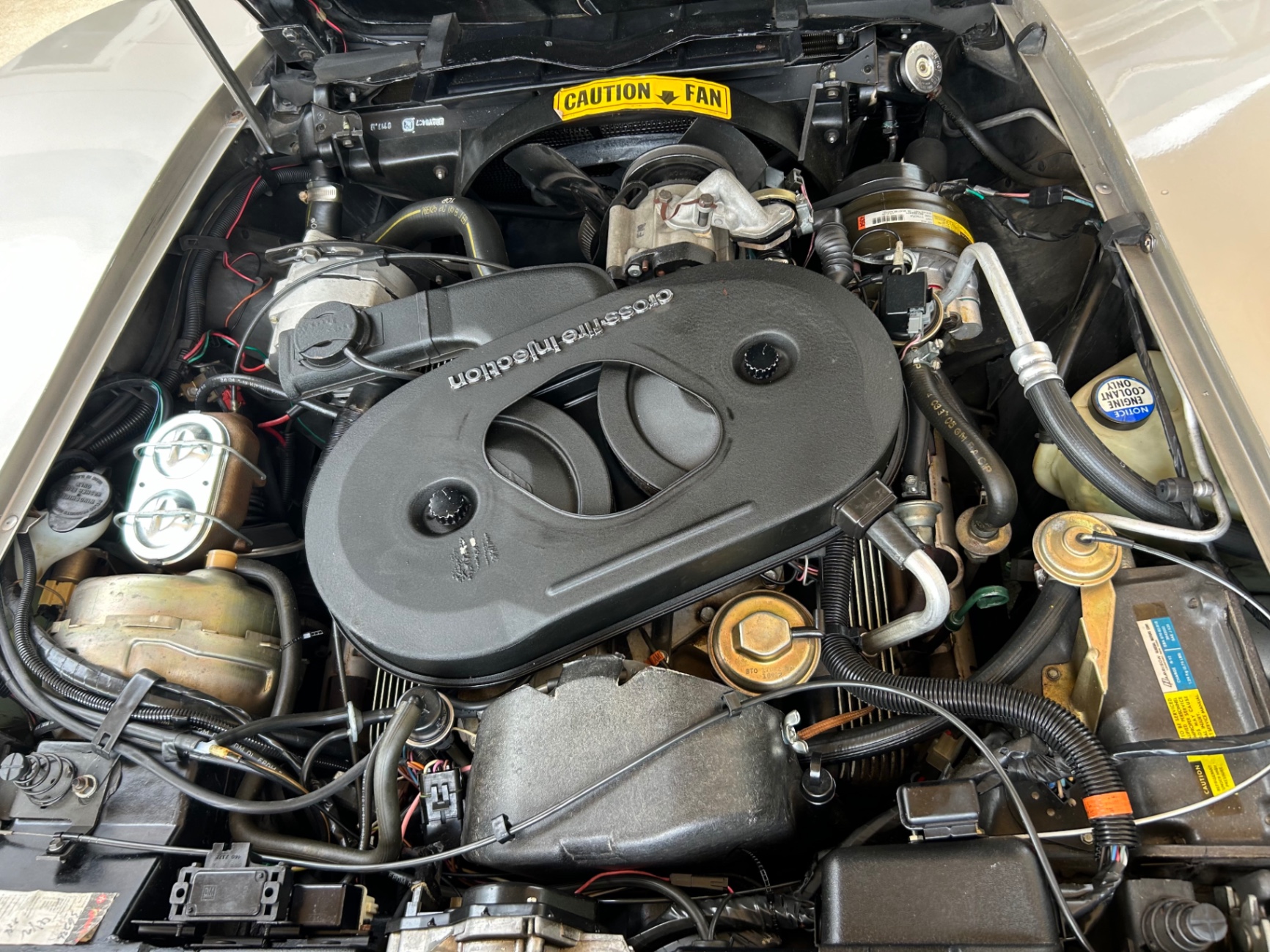 Vehicle photo 16
