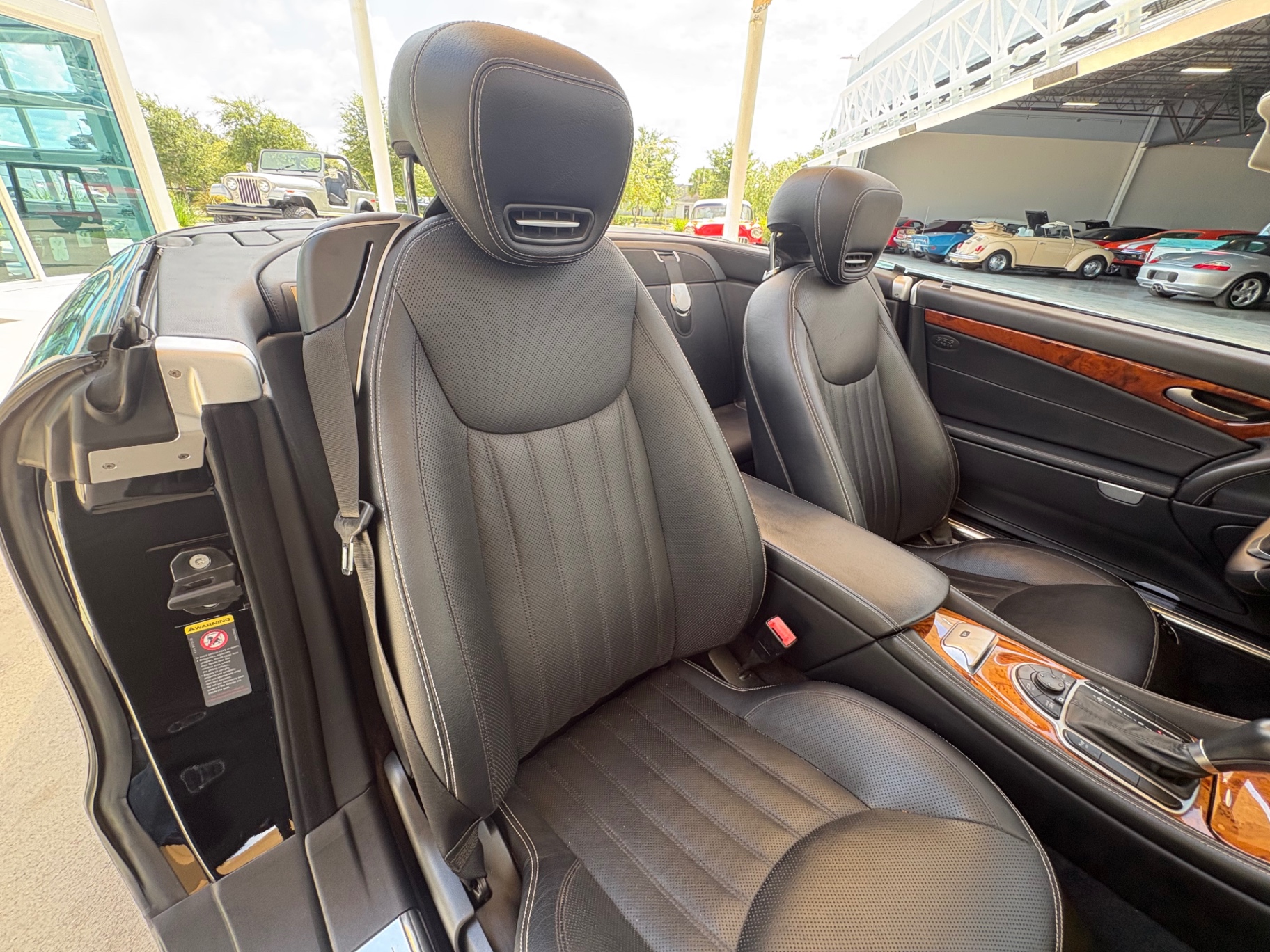 Vehicle photo 47
