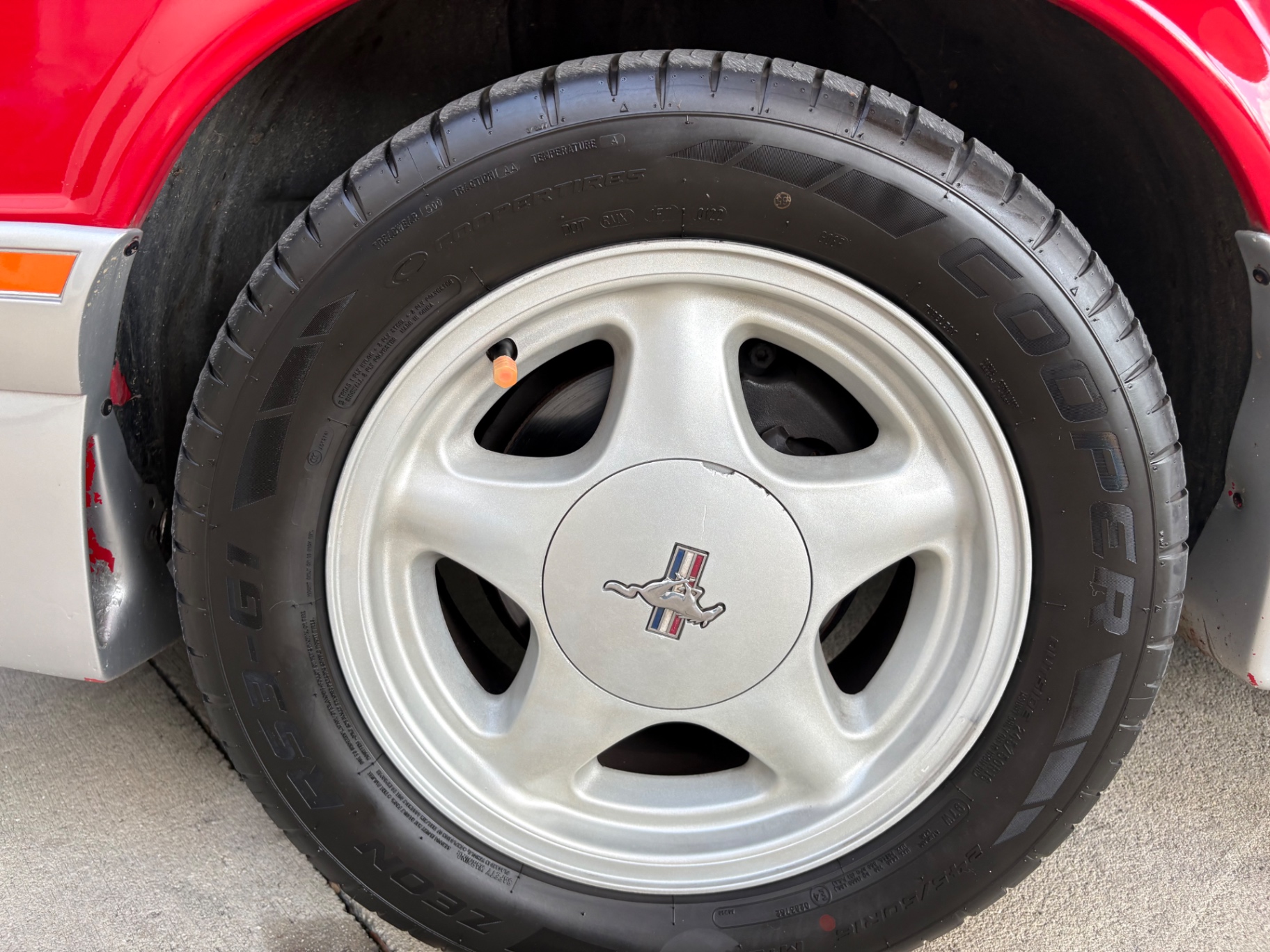 Vehicle photo 27