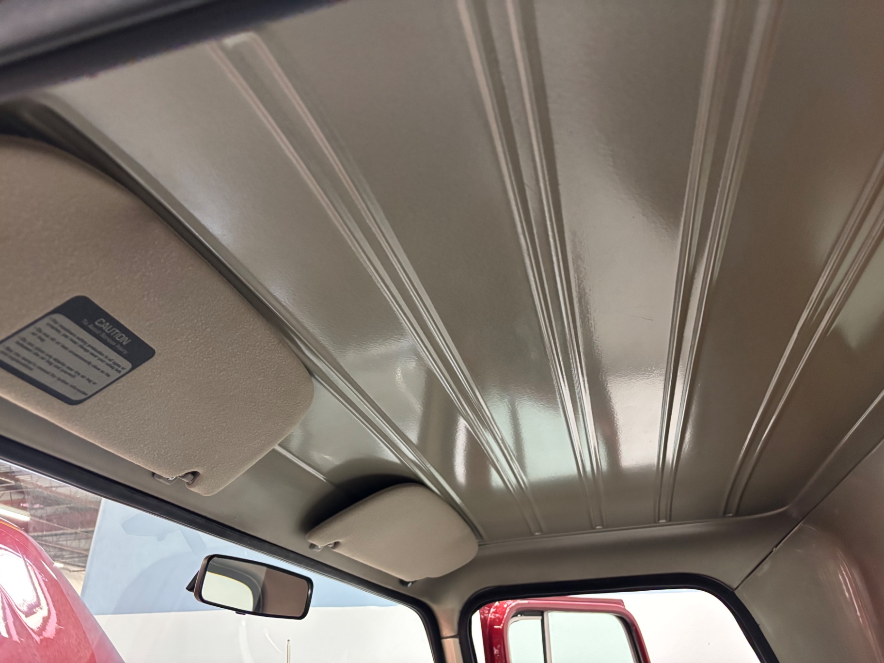 Vehicle photo 24