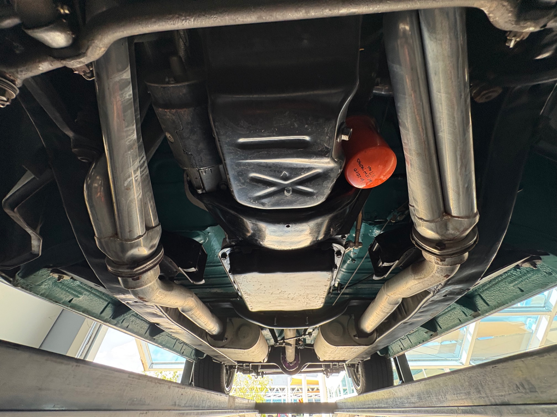 Vehicle photo 48