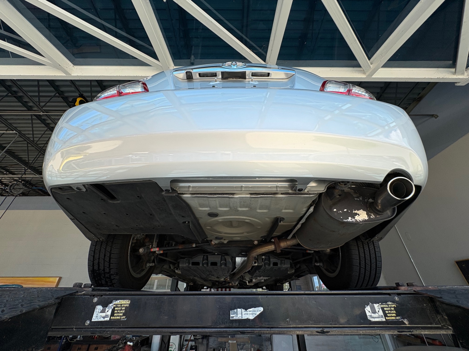 Vehicle photo 43