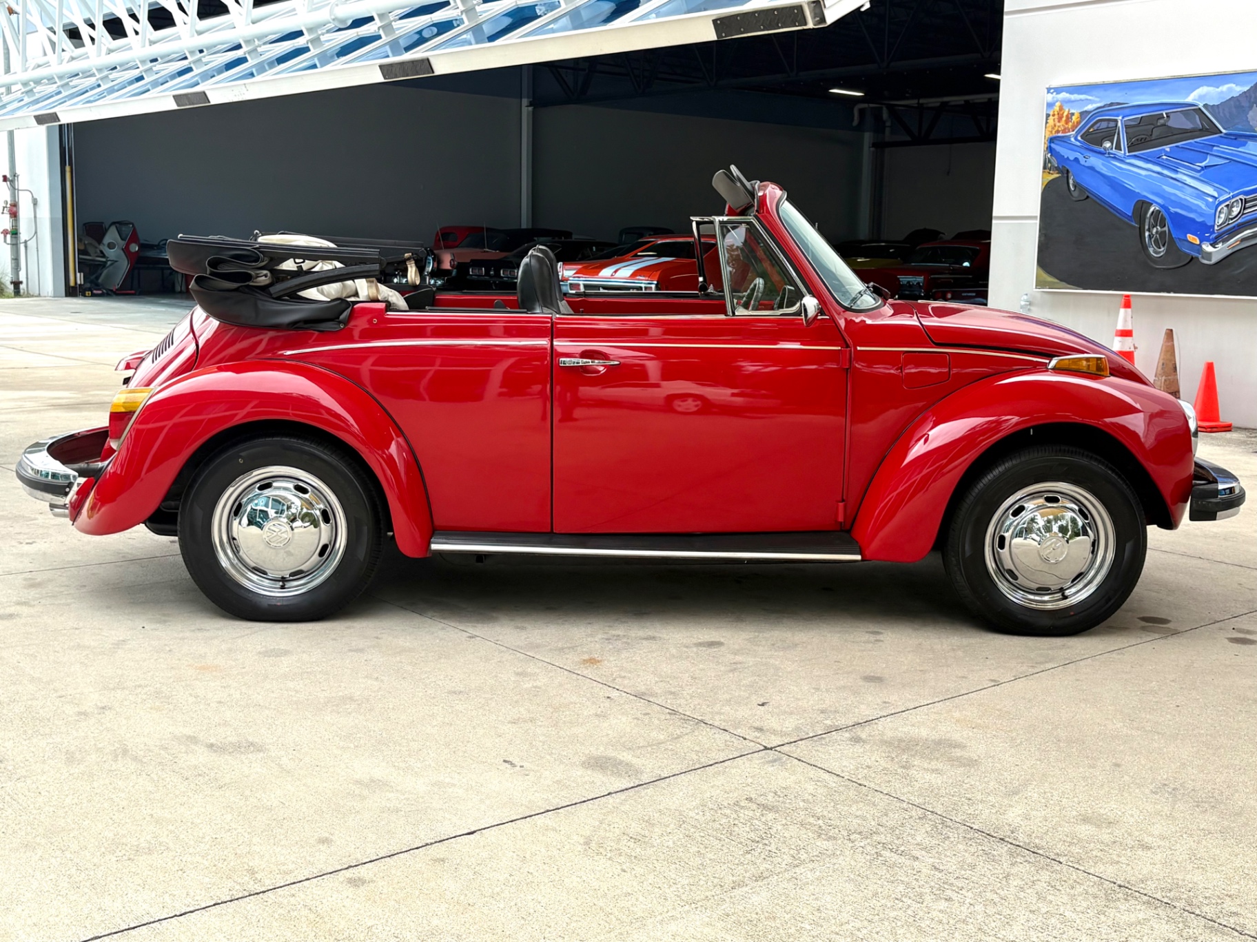 Vehicle photo 5