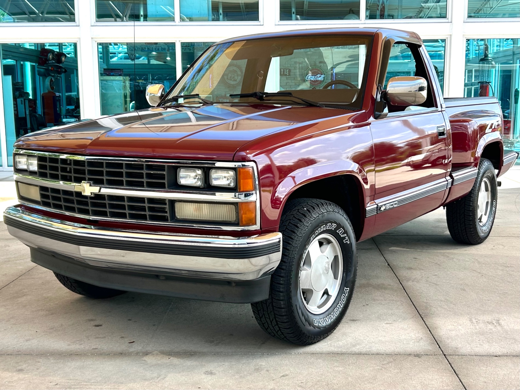 Vehicle photo 10