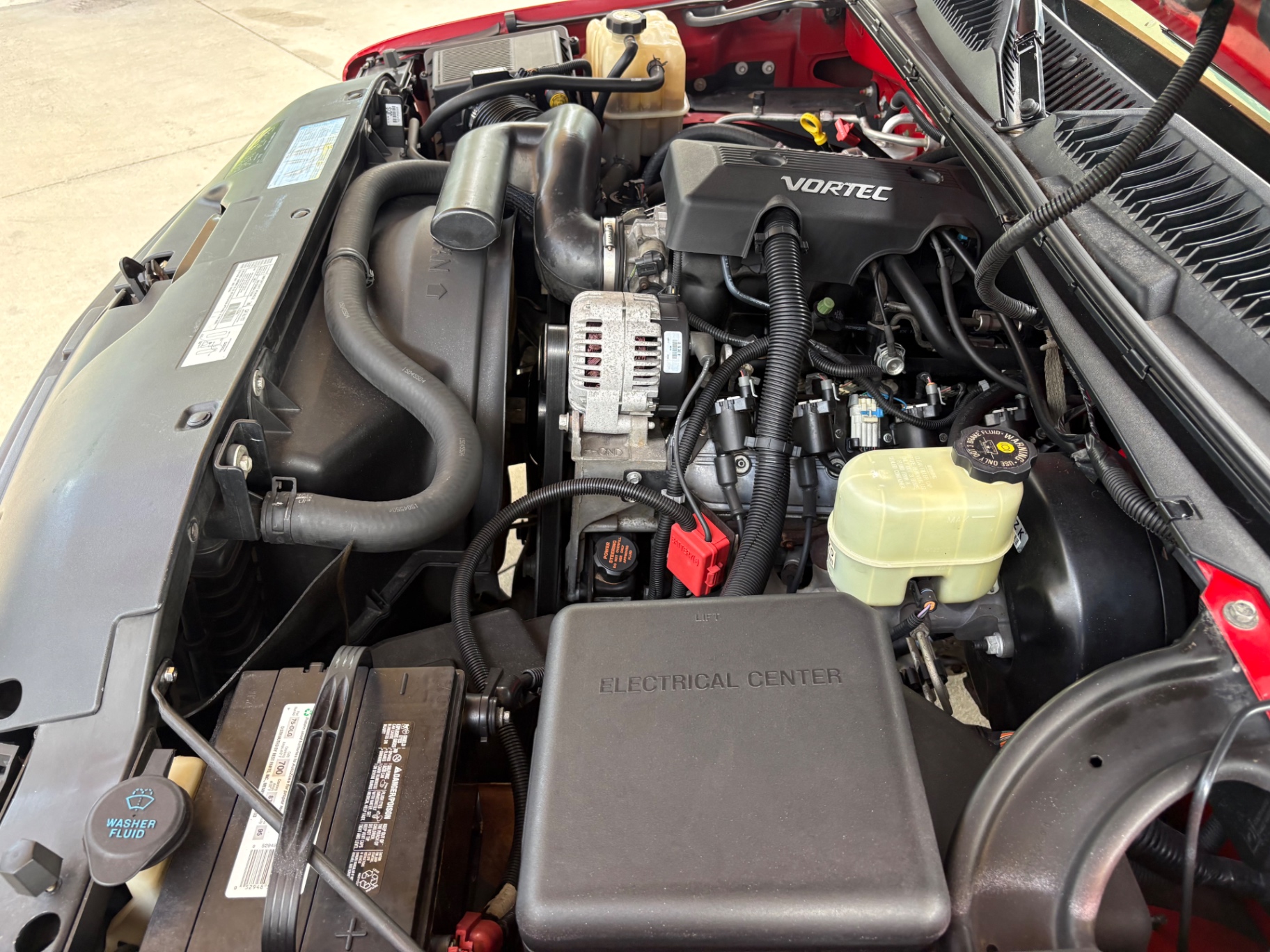 Vehicle photo 29