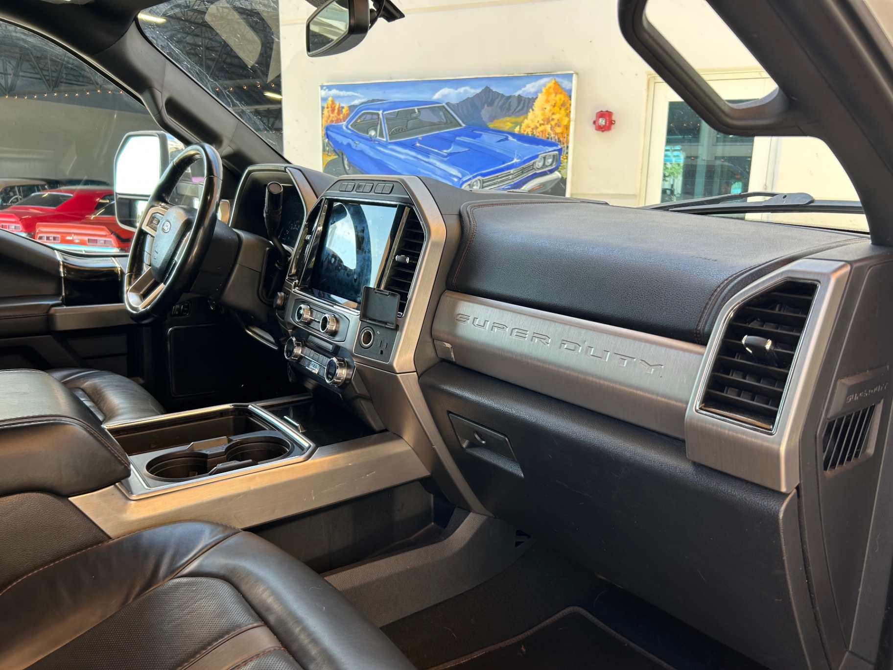 Vehicle photo 38