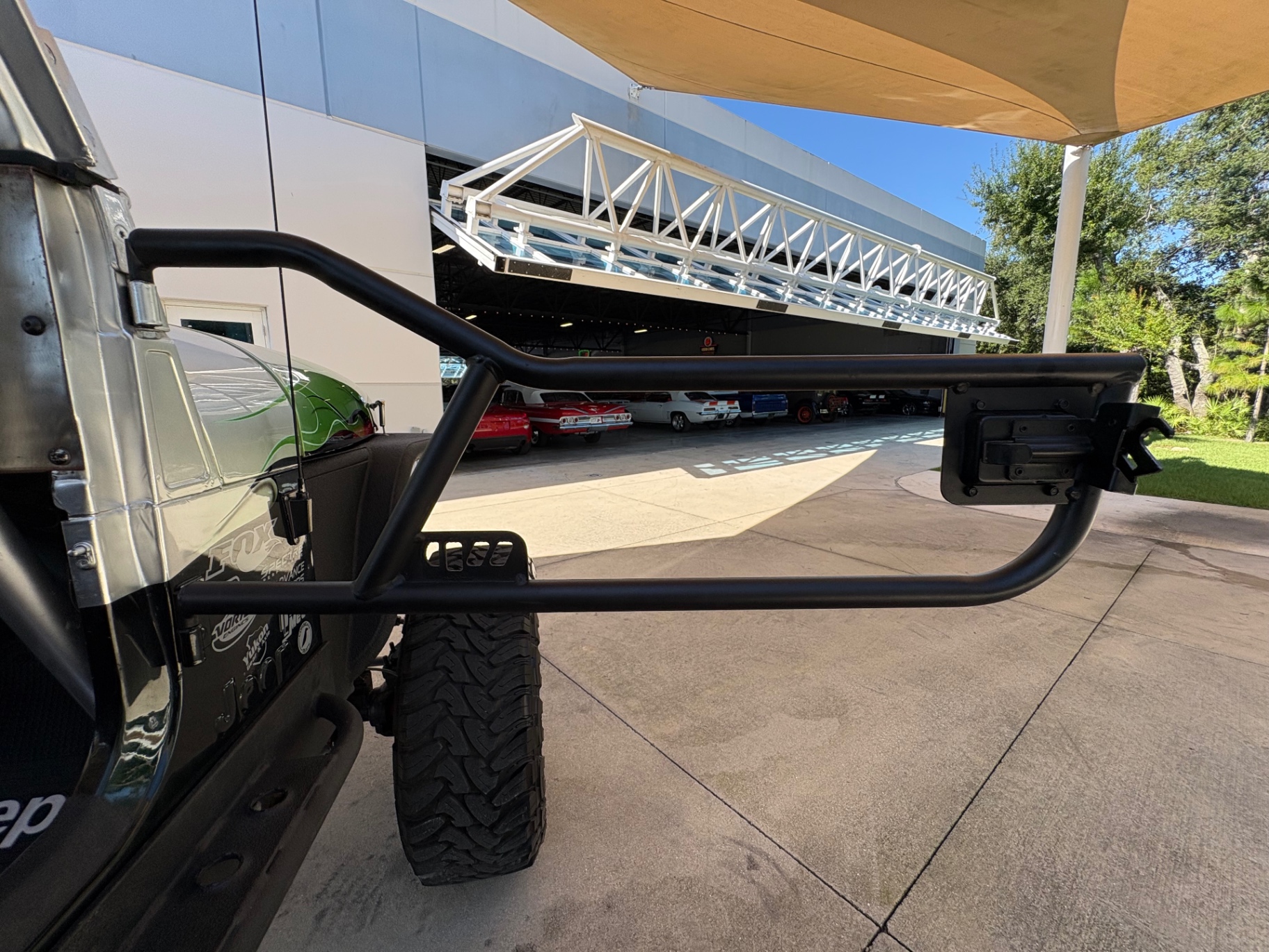 Vehicle photo 36