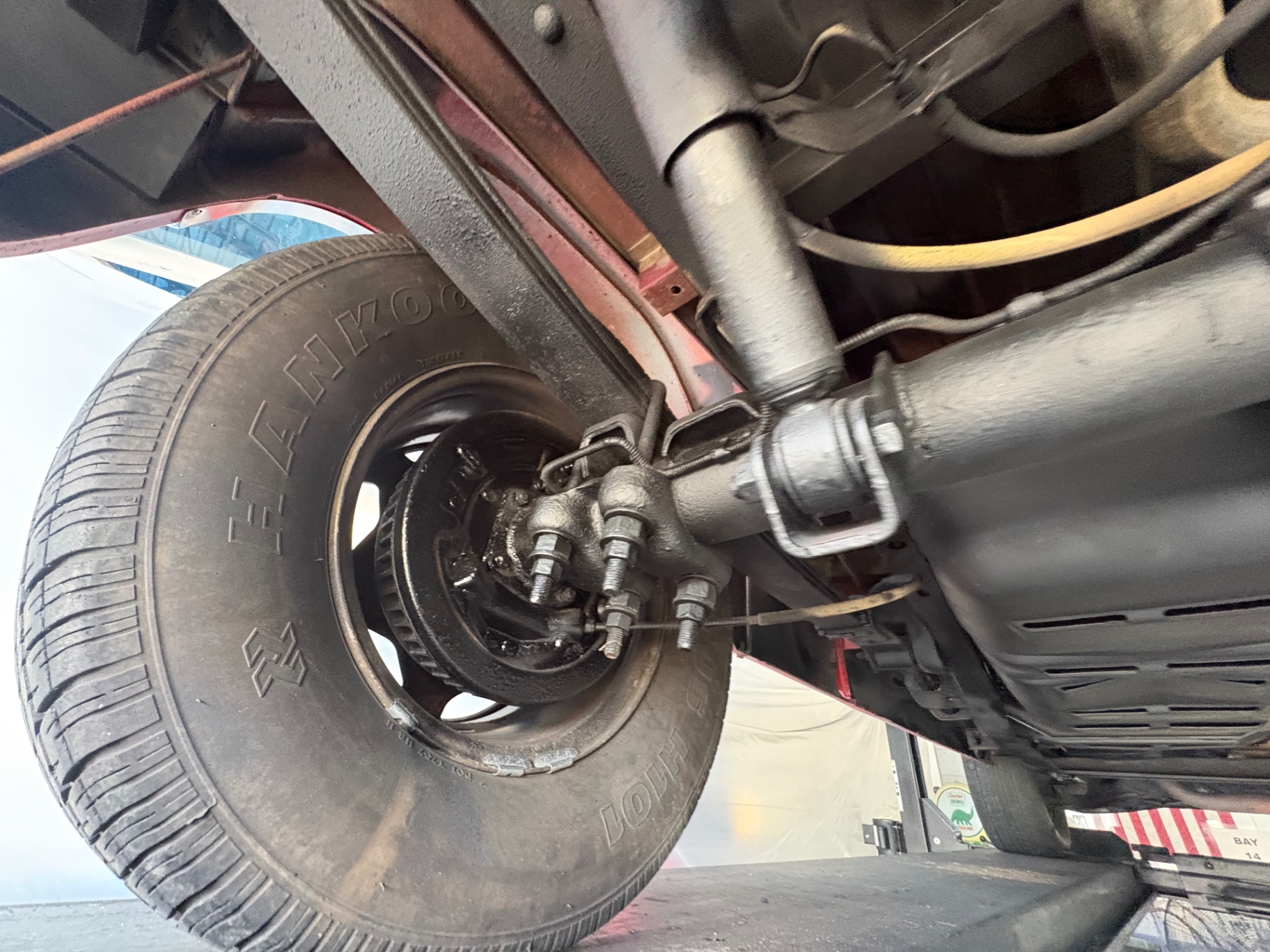 Vehicle photo 40