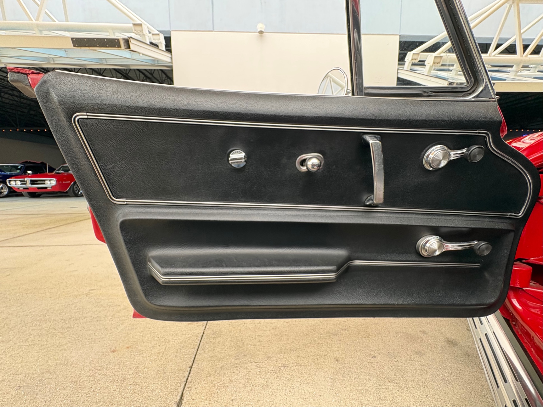 Vehicle photo 39
