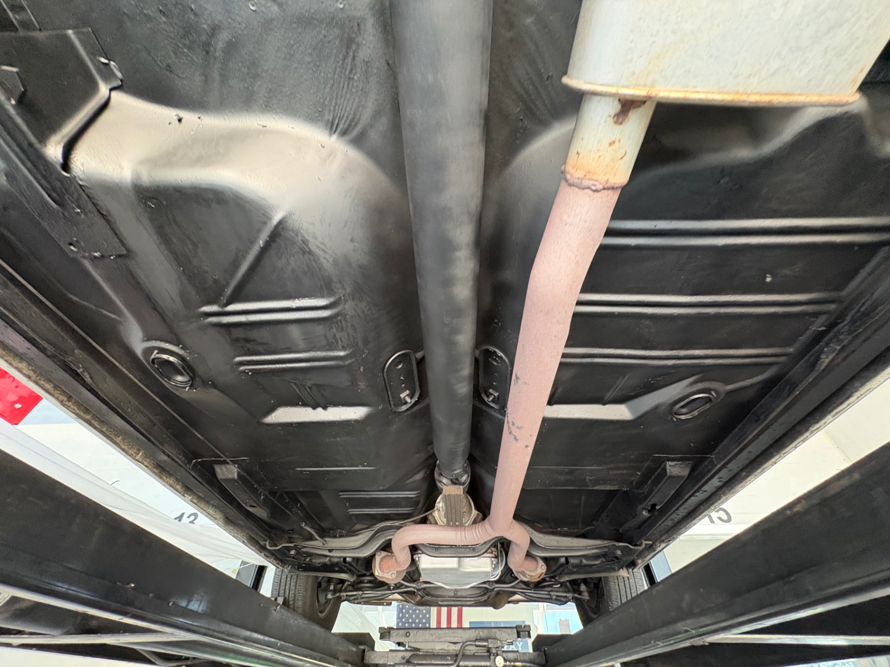 Vehicle photo 49