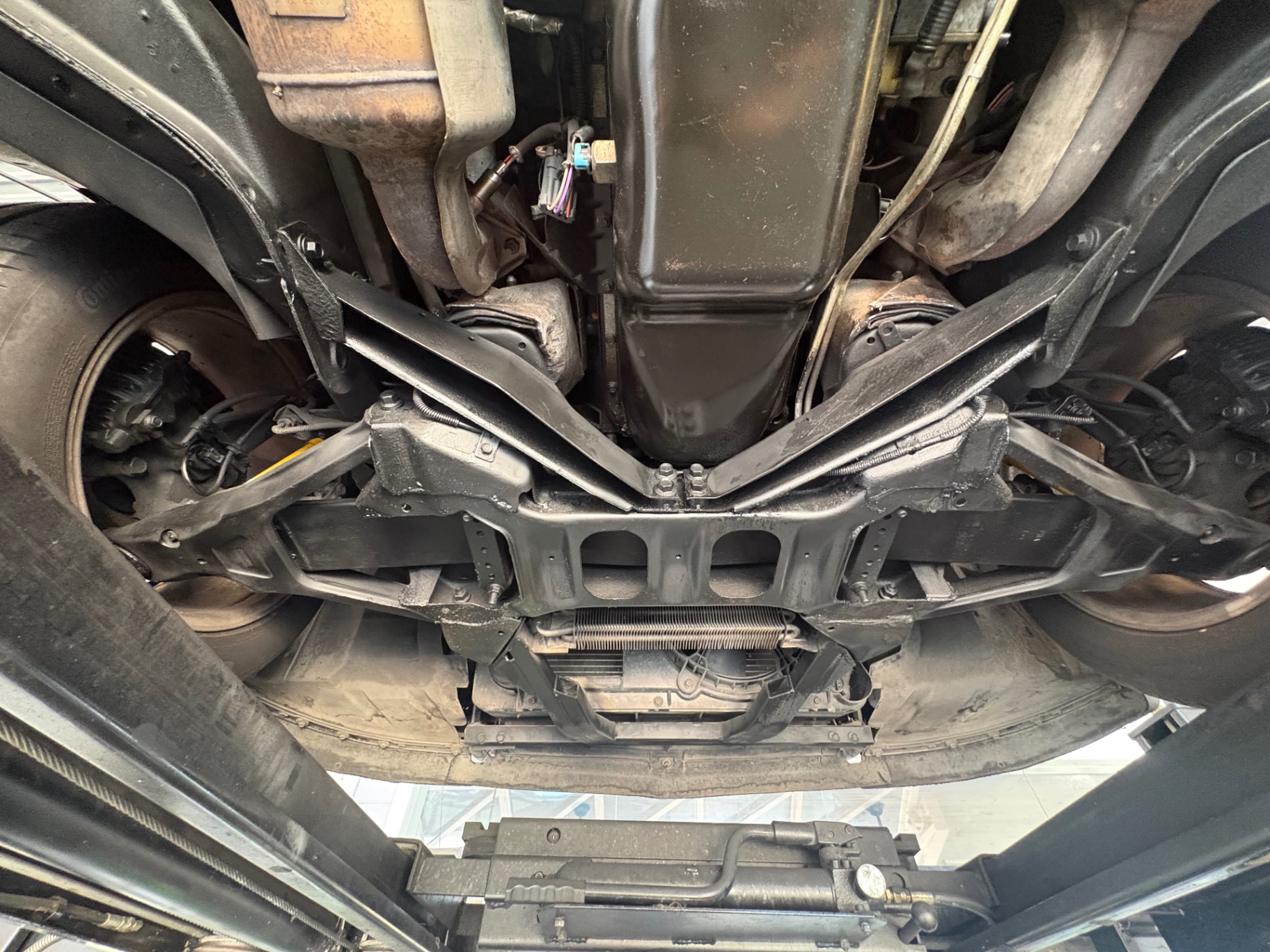 Vehicle photo 48