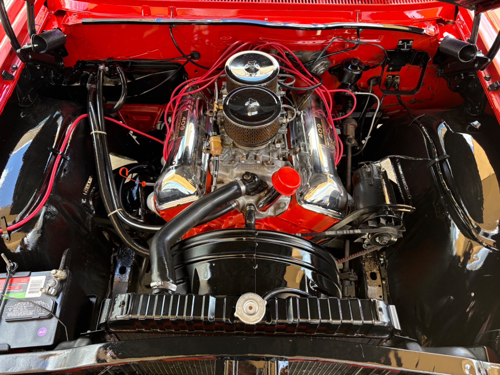 Vehicle photo 29