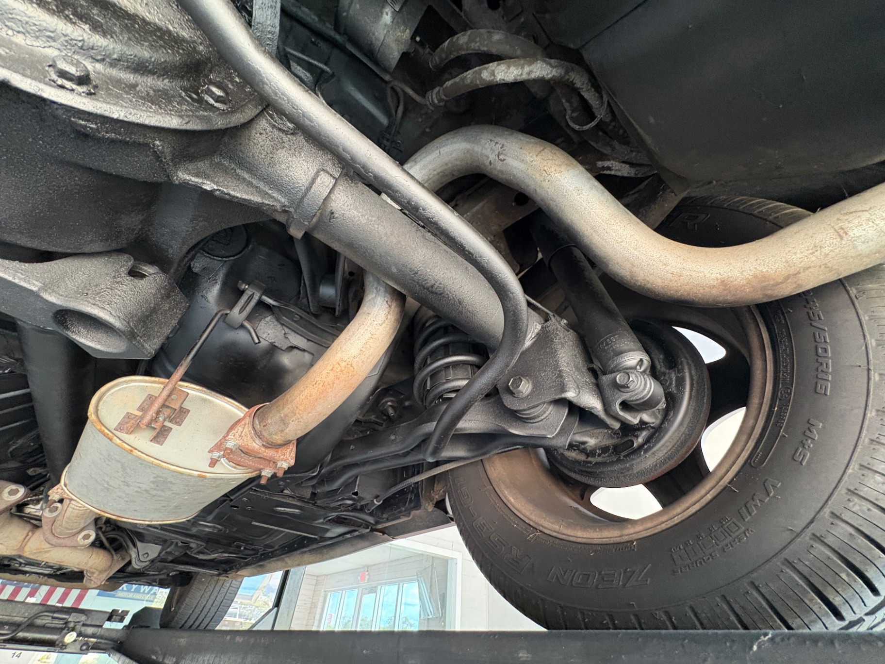 Vehicle photo 51