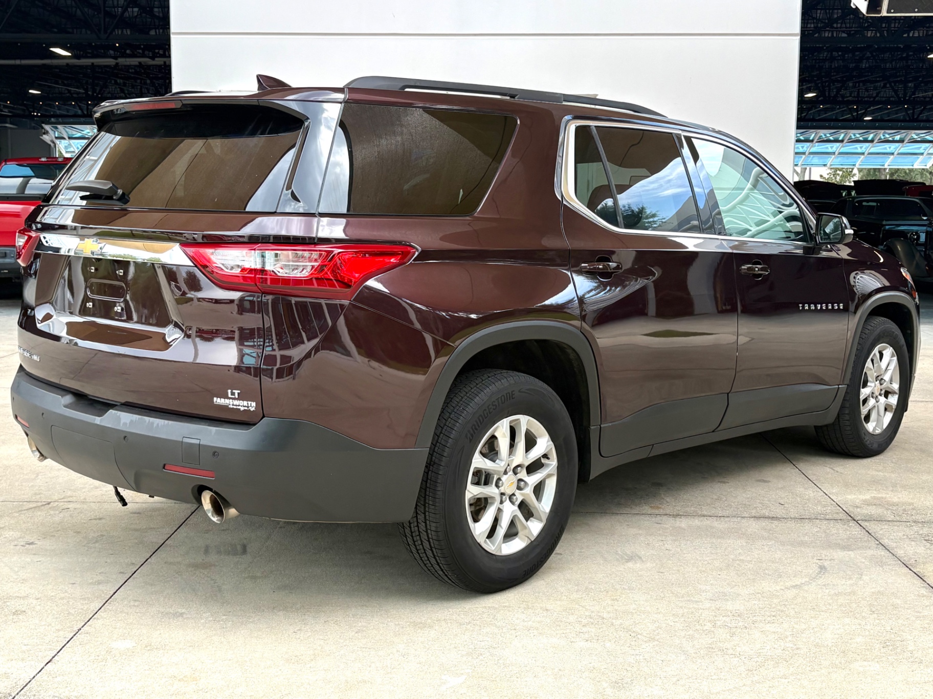 Vehicle photo 6