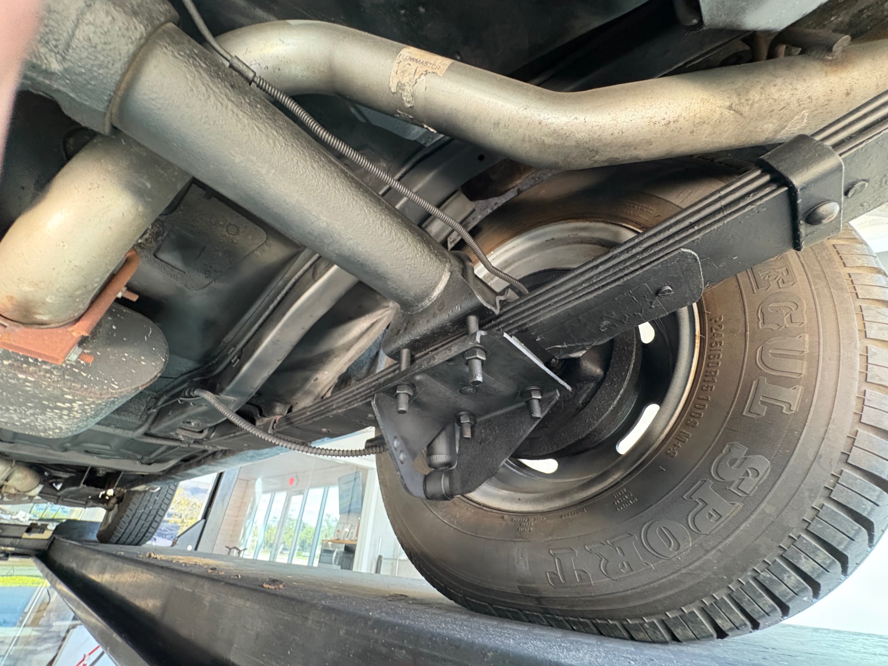Vehicle photo 51