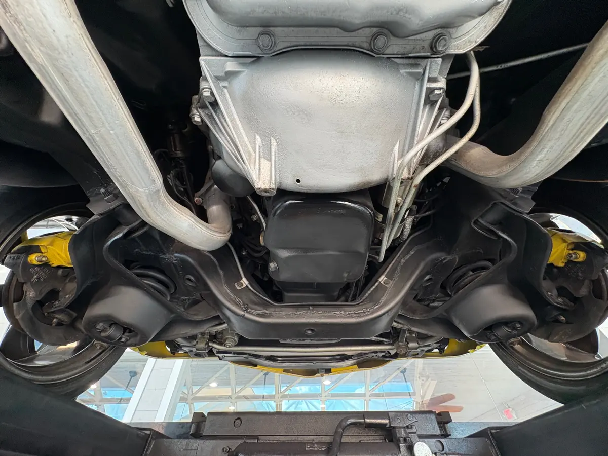 Vehicle photo 47