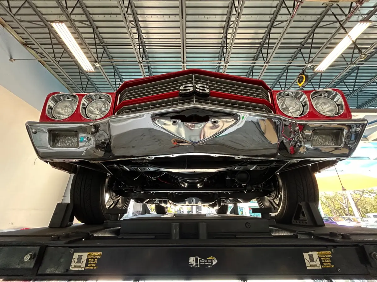 Vehicle photo 49