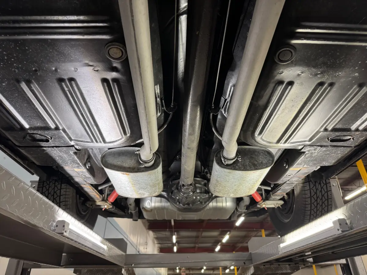 Vehicle photo 53