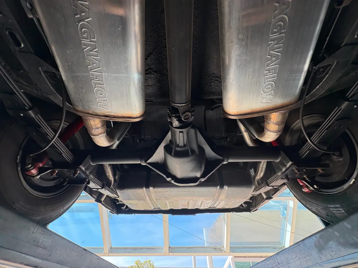 Vehicle photo 66