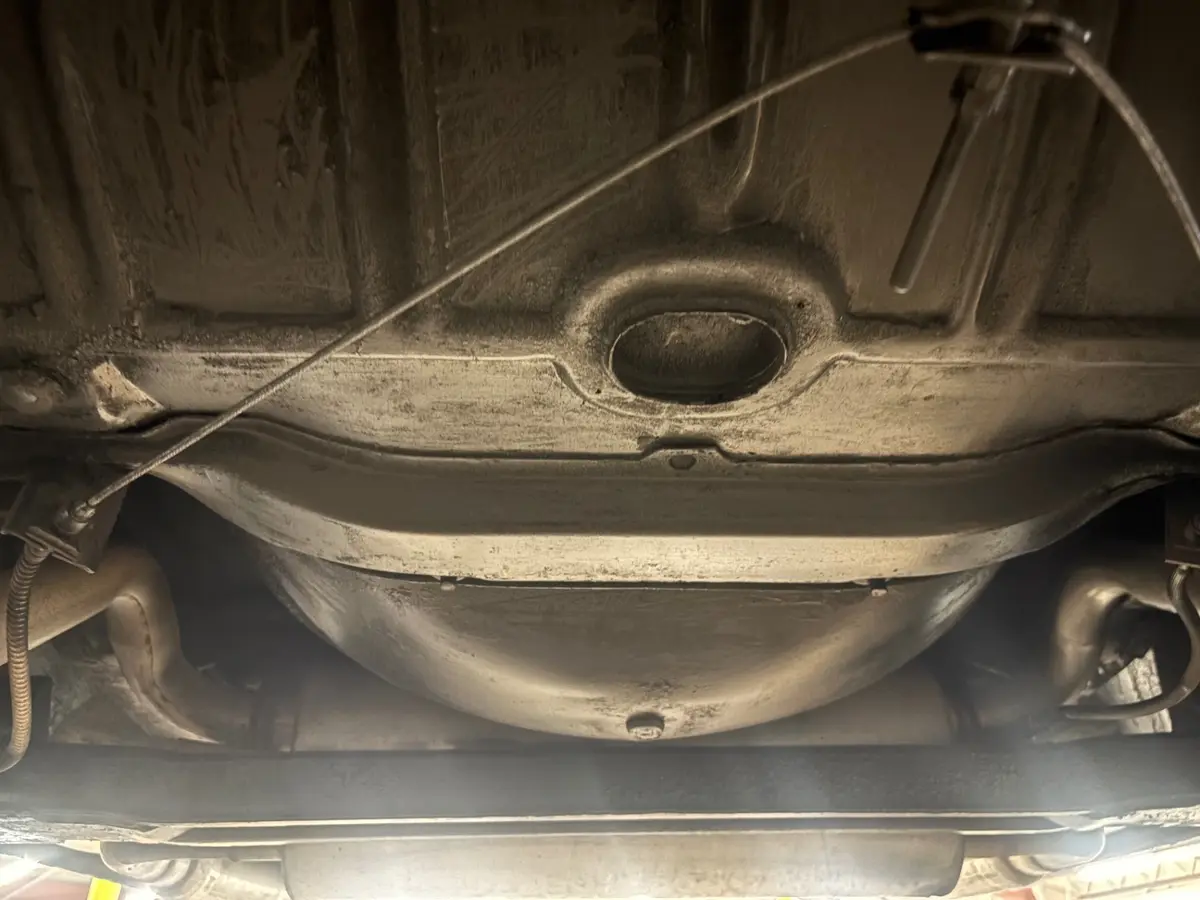 Vehicle photo 42