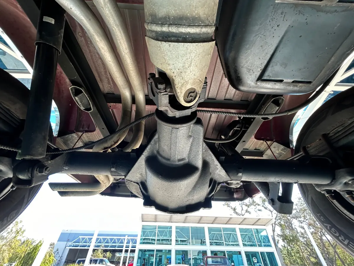 Vehicle photo 41