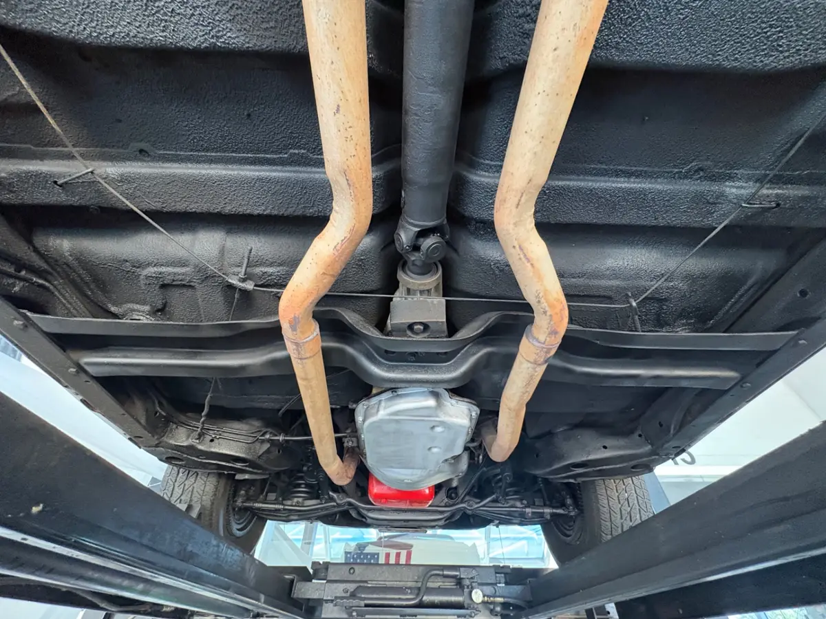 Vehicle photo 51