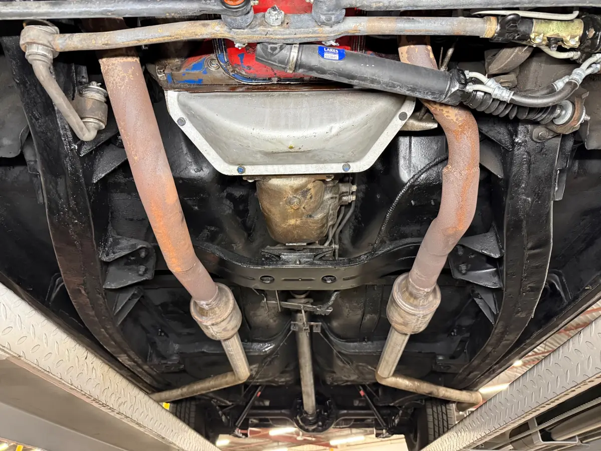 Vehicle photo 44