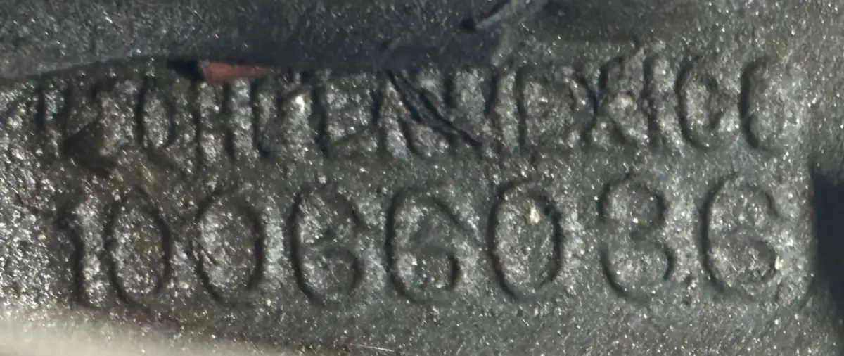 Vehicle photo 17