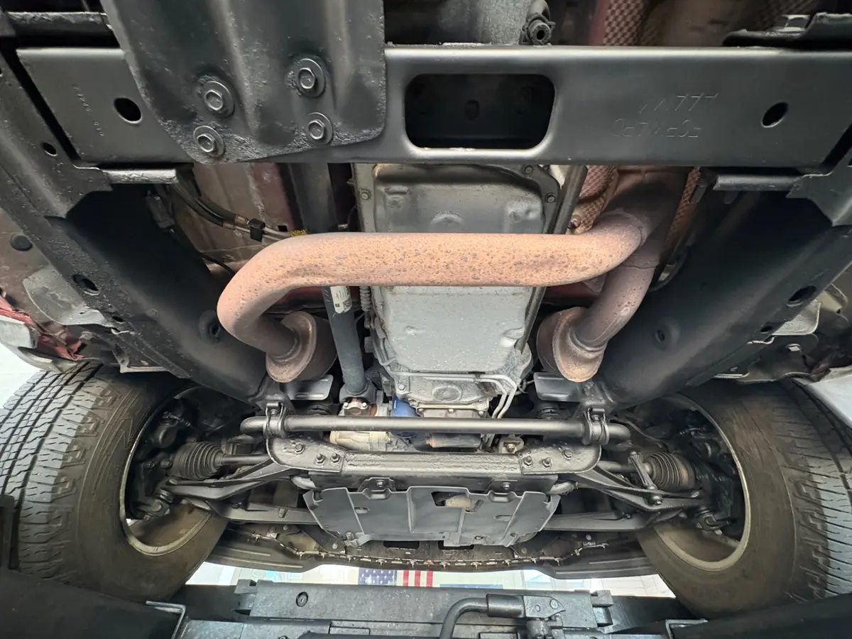 Vehicle photo 55