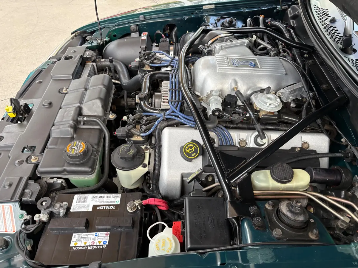 Vehicle photo 31
