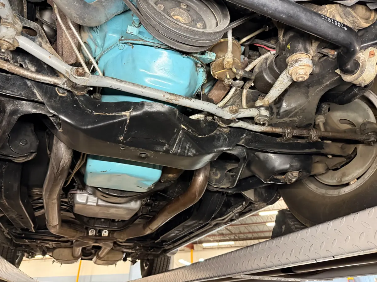 Vehicle photo 59