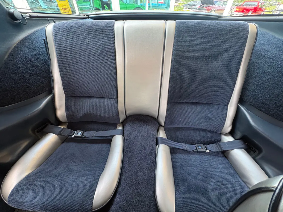 Vehicle photo 39