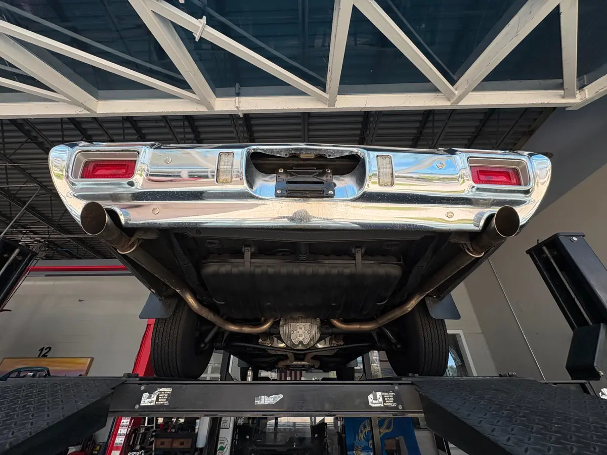 Vehicle photo 51