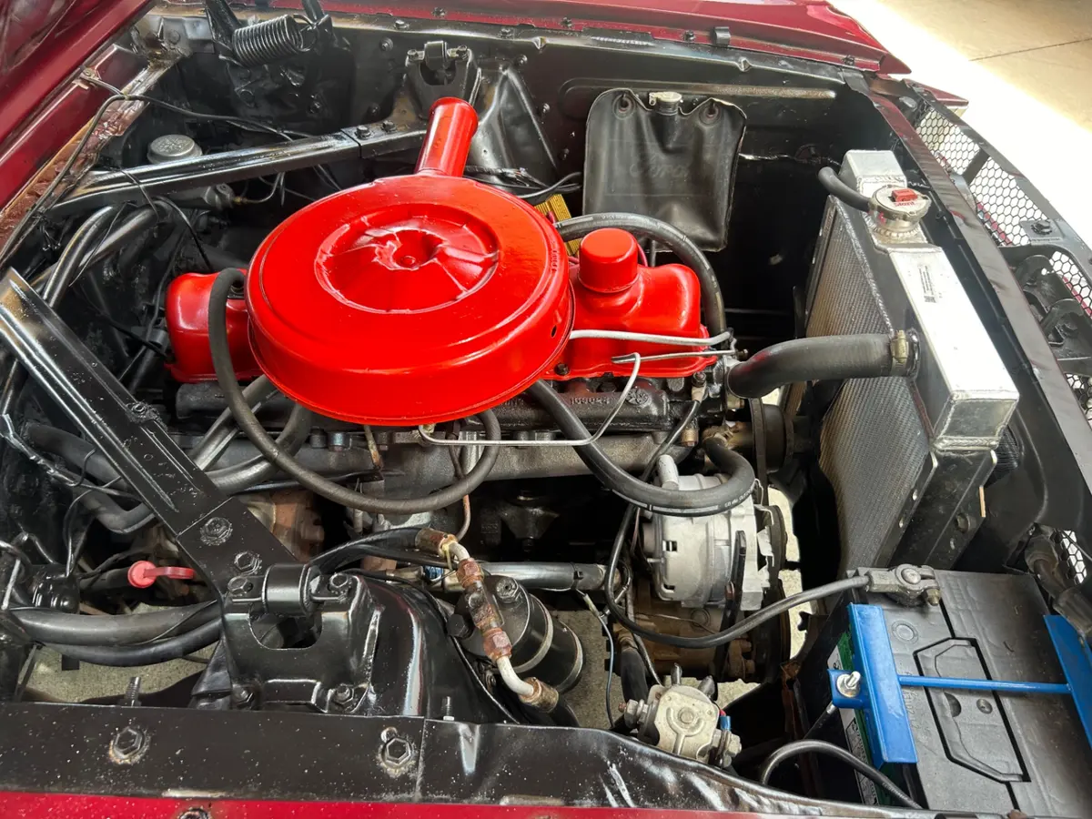 Vehicle photo 14