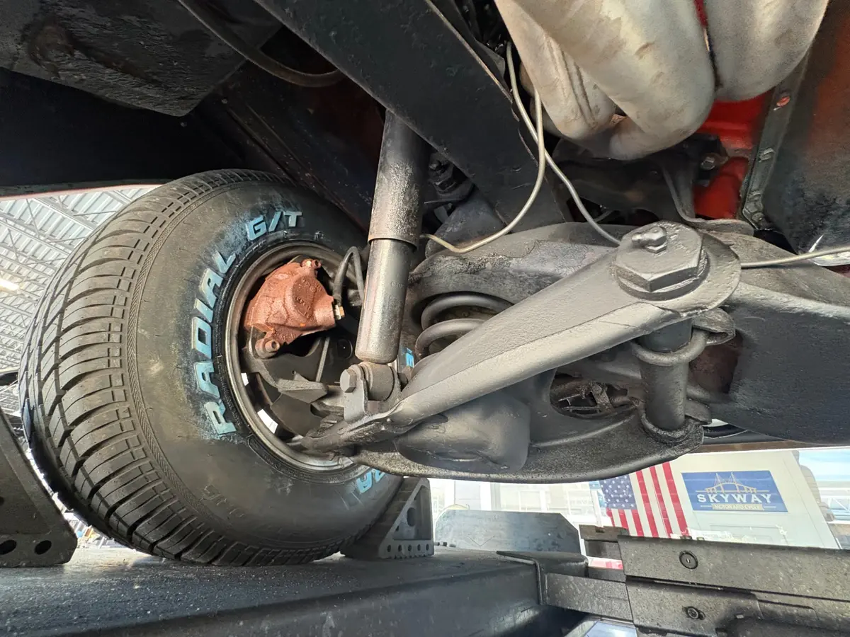 Vehicle photo 47