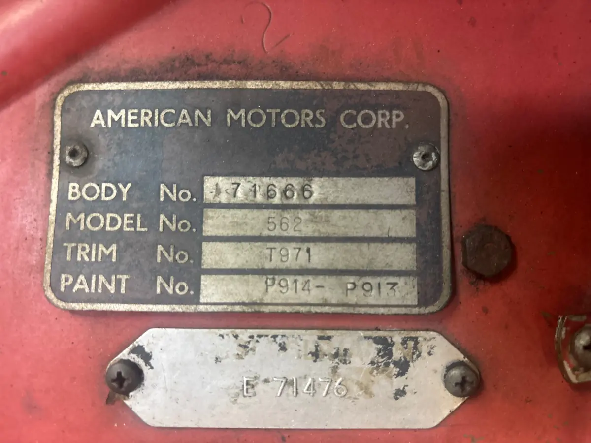 Vehicle photo 10