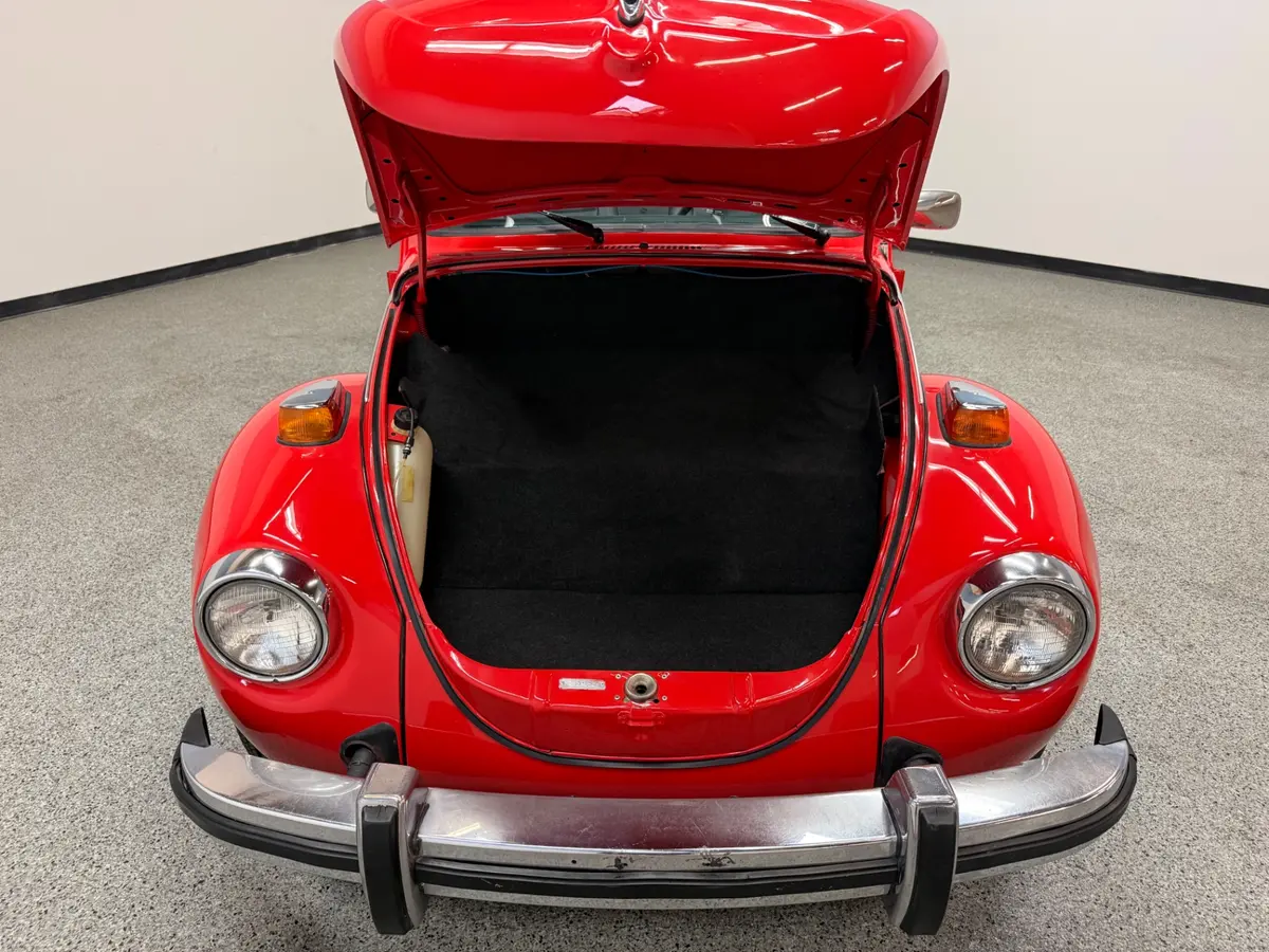 Vehicle photo 35