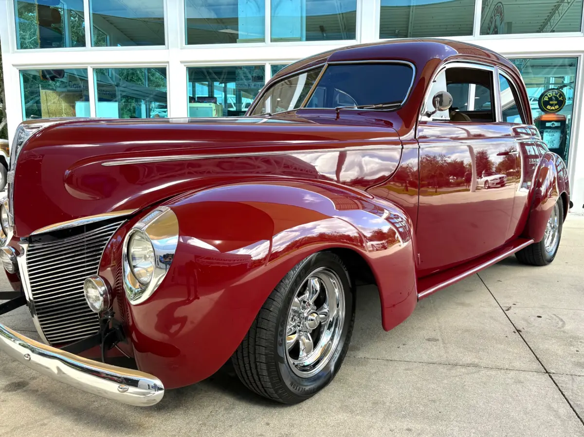 Vehicle photo 11