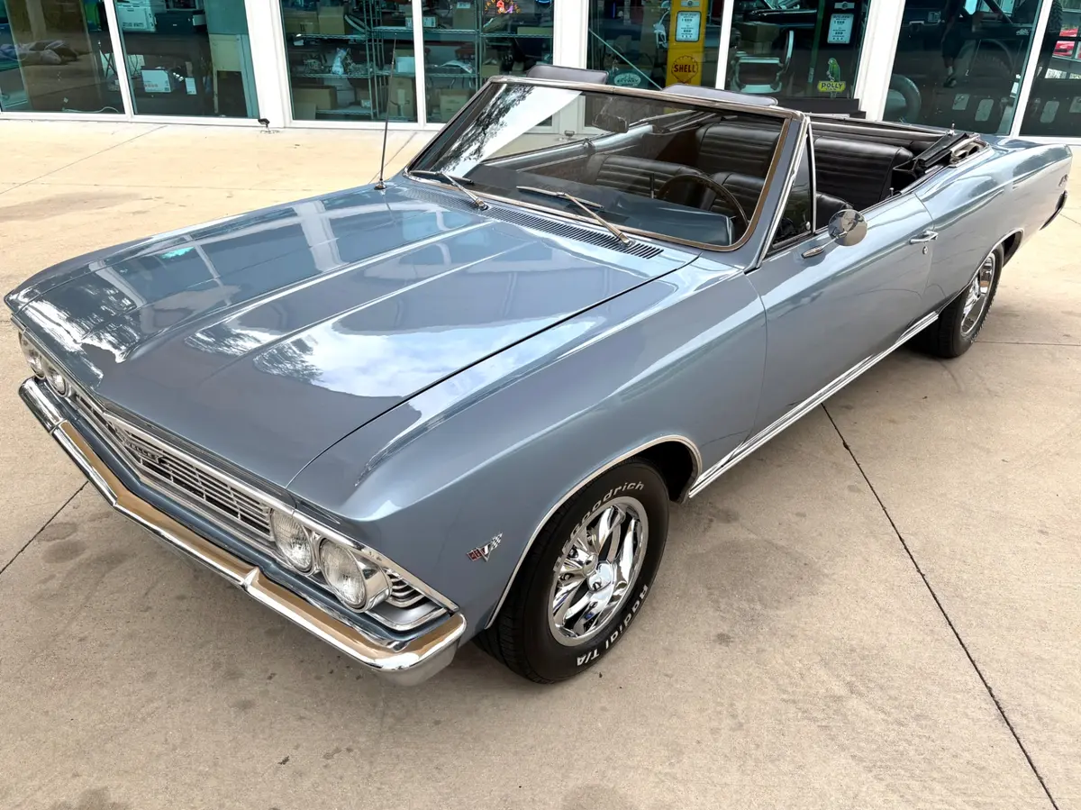 Vehicle photo 20