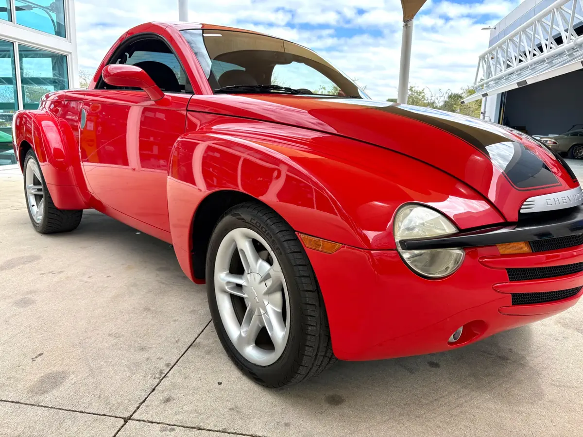Vehicle photo 20