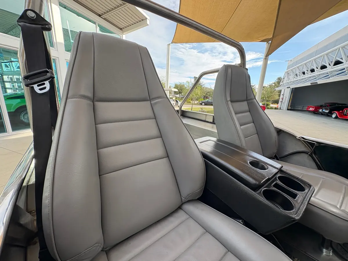 Vehicle photo 39