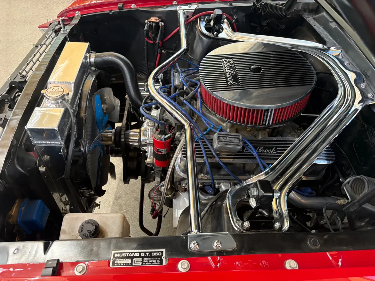 Vehicle photo 31