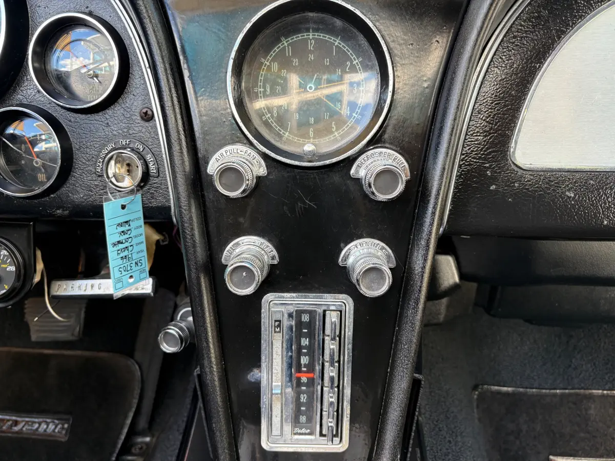 Vehicle photo 51
